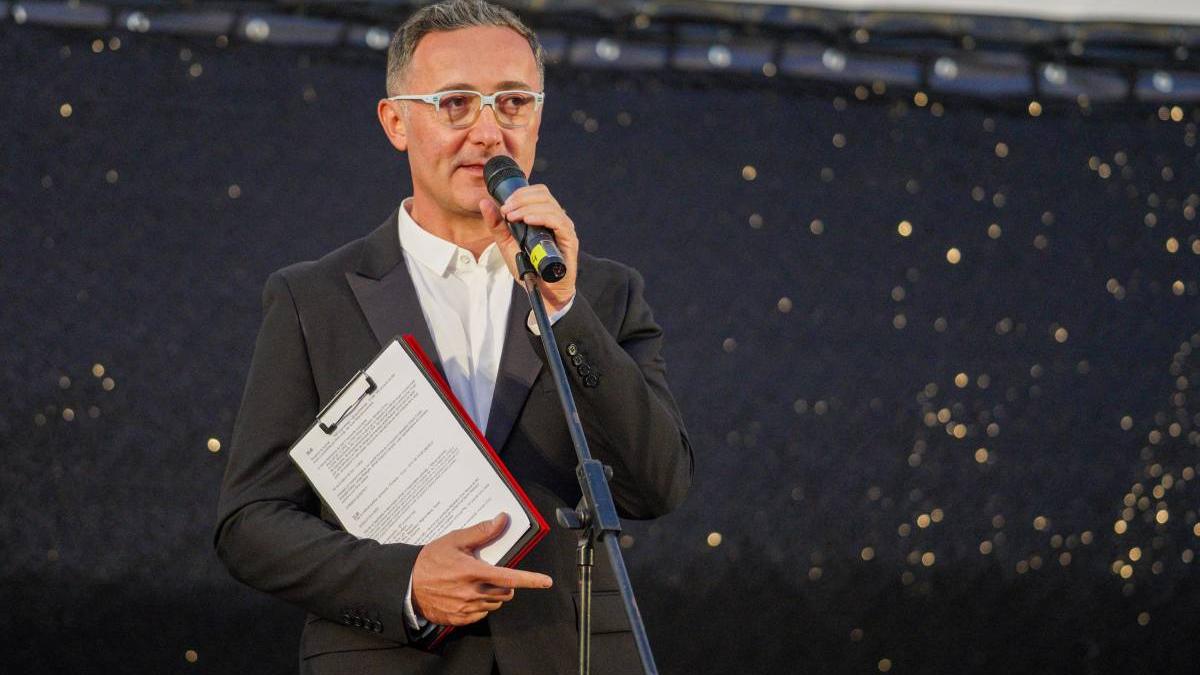 regizor tudor giurgiu apara comedie teambuilding