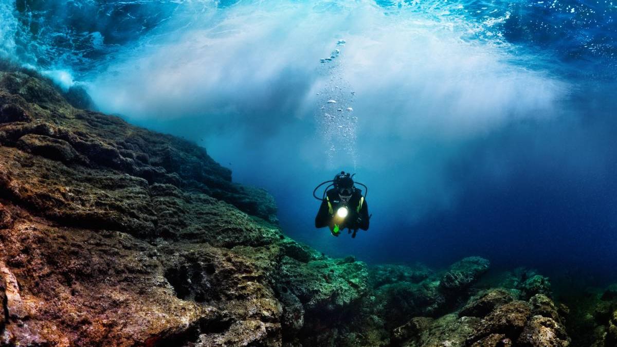 scafandru roman disparut thailanda scufundat prieten ancora barca