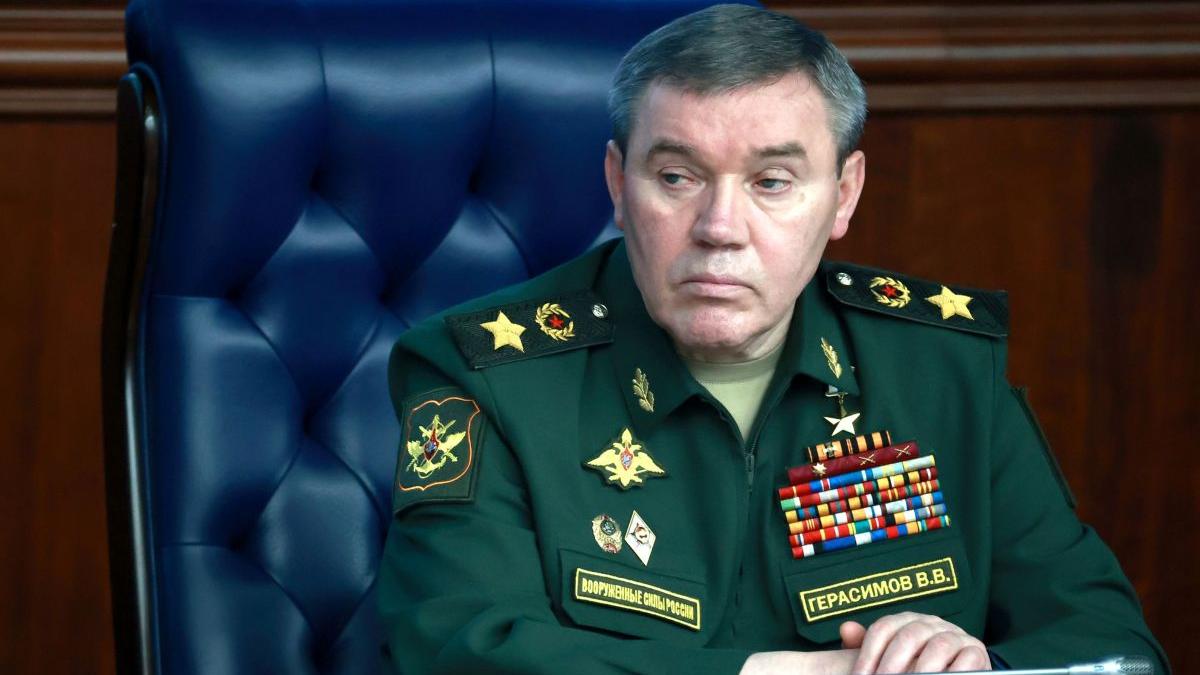 putin comanda razboi ucraina general invazie