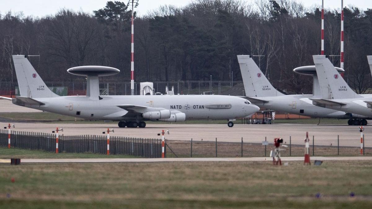 avioane awacs nato romania razboi rusia se extinde