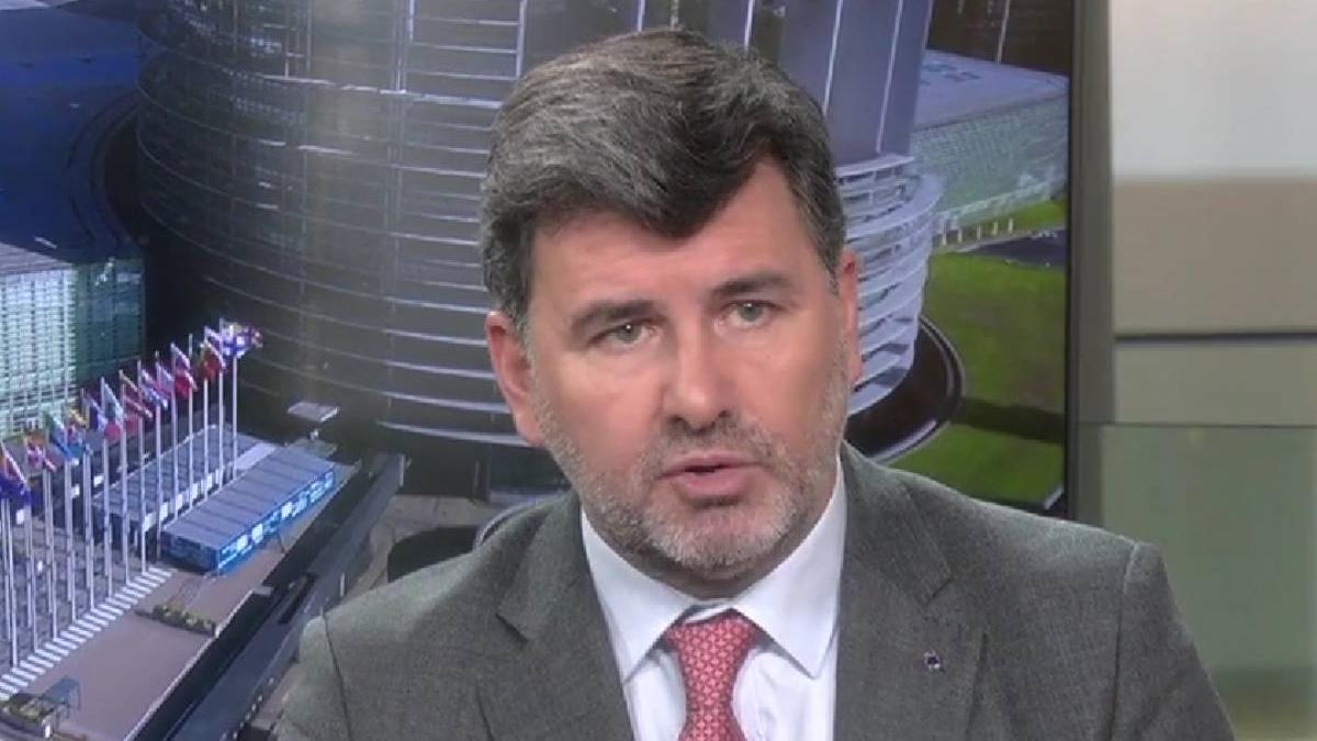 nicolas casares materiale regenerabile asigura autonomie energetica