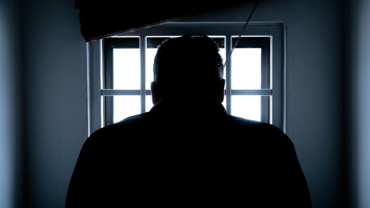 barbat din satu mare trimis la inchisoare pentru o amenda de 2 400 de lei