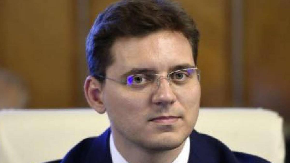 europarlamentarul victor negrescu cursa amsterdam romania avion