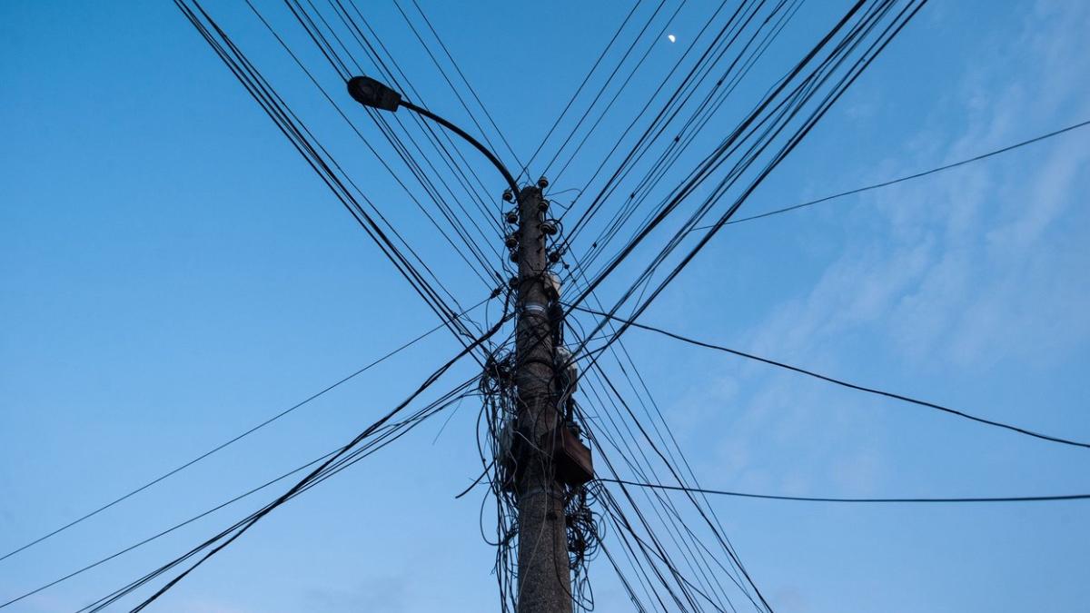 mii locuitori timisoara fara televiziune internet primaria taie cabluri suspendate