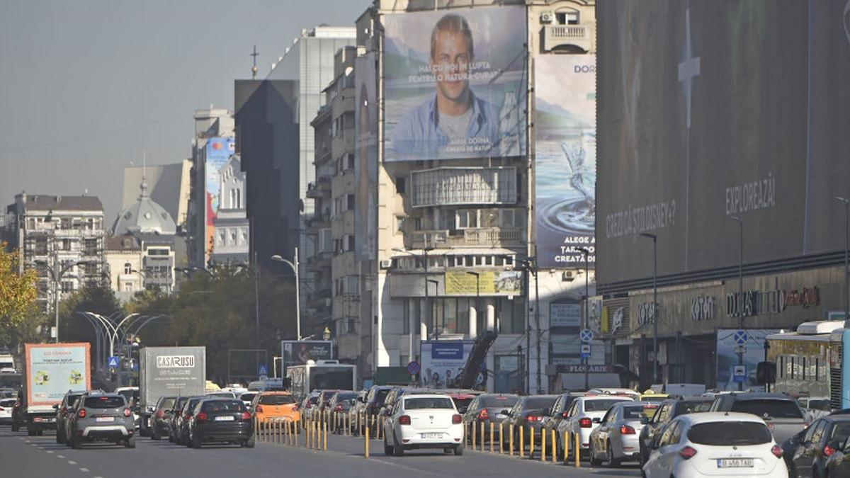 pericol surpare piata unirii bucuresti trafic rutier inchis