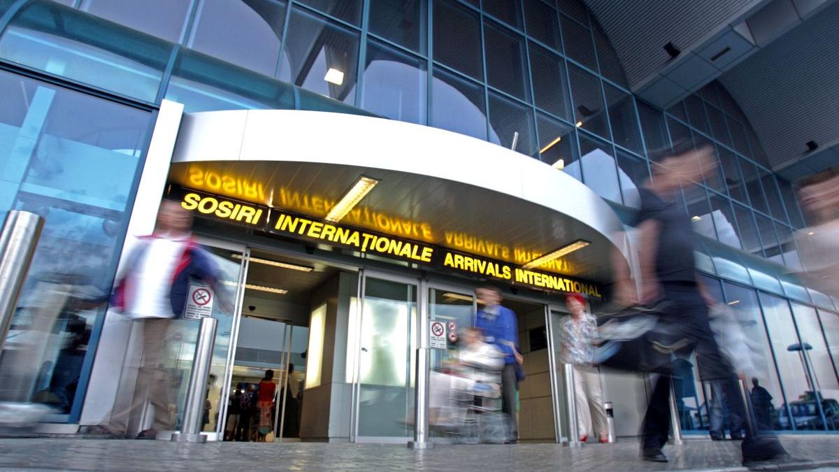 aeroport henri coanda 50 curse intarzieri 60 min