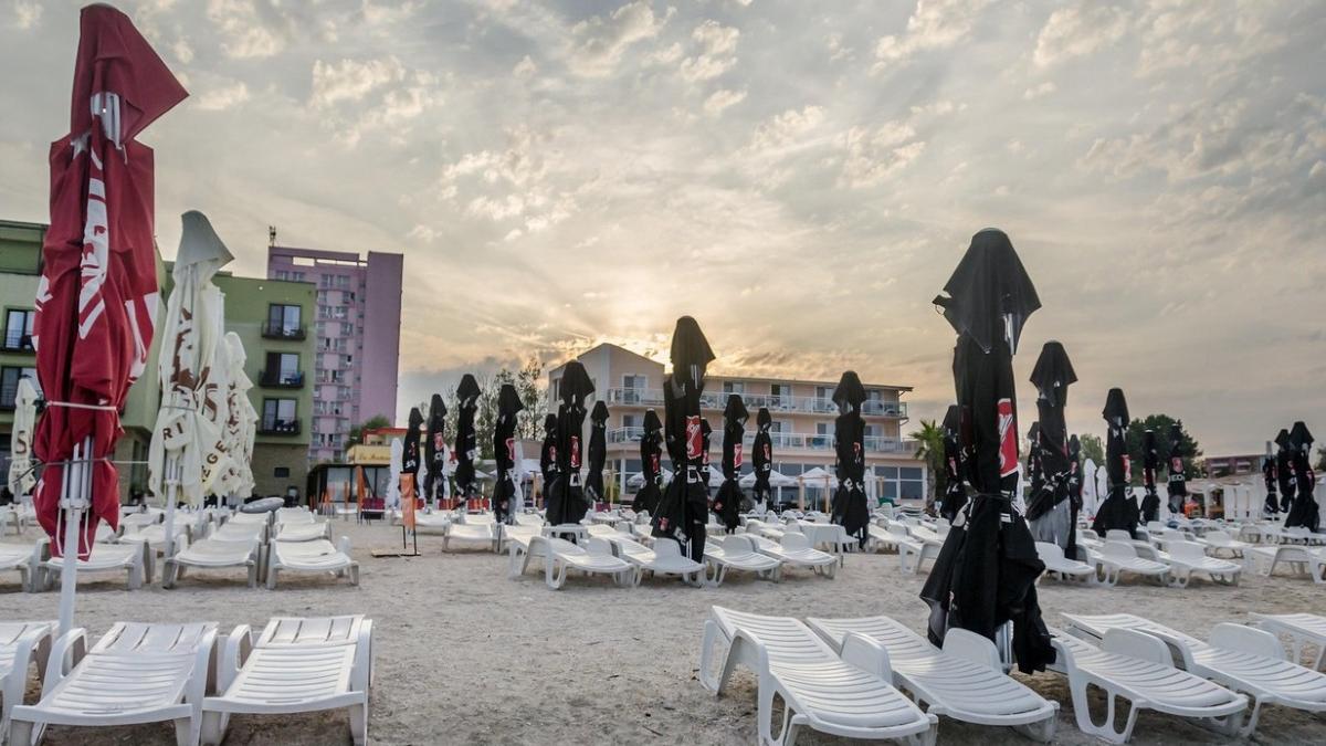 oferta vacanta mamaia vara 2023 turist
