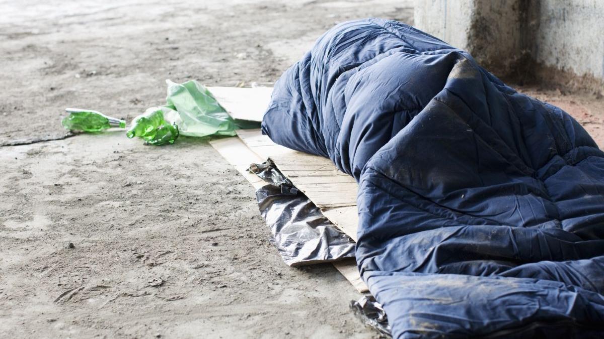 adolescenti neamt filmat jefuit lovit batran adapost