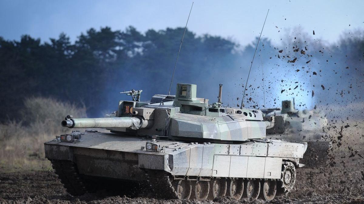 soldati francezi tancuri leclerc scenariu articolul 5 nato smardan