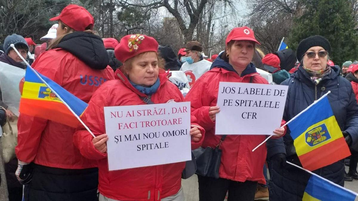 protest sanitas 3500 persoane salariu