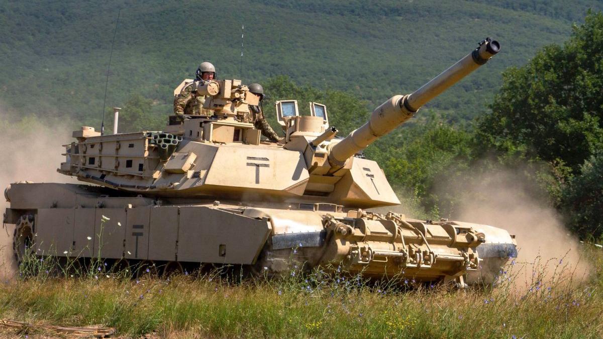 Nervi întinși la Kremlin. Ce pune Putin în fața tancurilor Leopard 2 și Abrams | "Efectul ar putea fi diminuat", spune contraamiralul Constantin Ciorobea