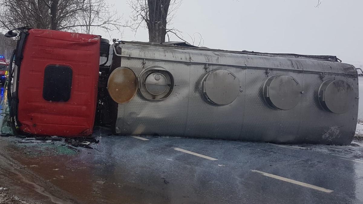 lapte sosea costerna plina rasturnat dn 13e covasna trafic blocat