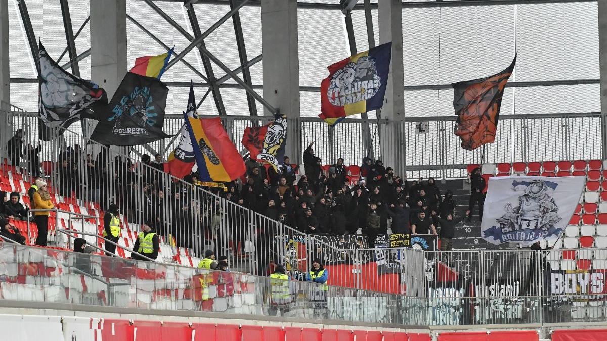 premiera fotbal romanesc meci sepsi craiova oprit definitiv scandari xenofobe