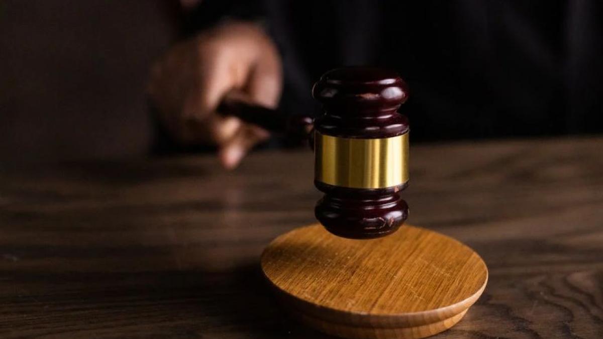 barbat iasi obligat plata facturi casa in care nu locuieste