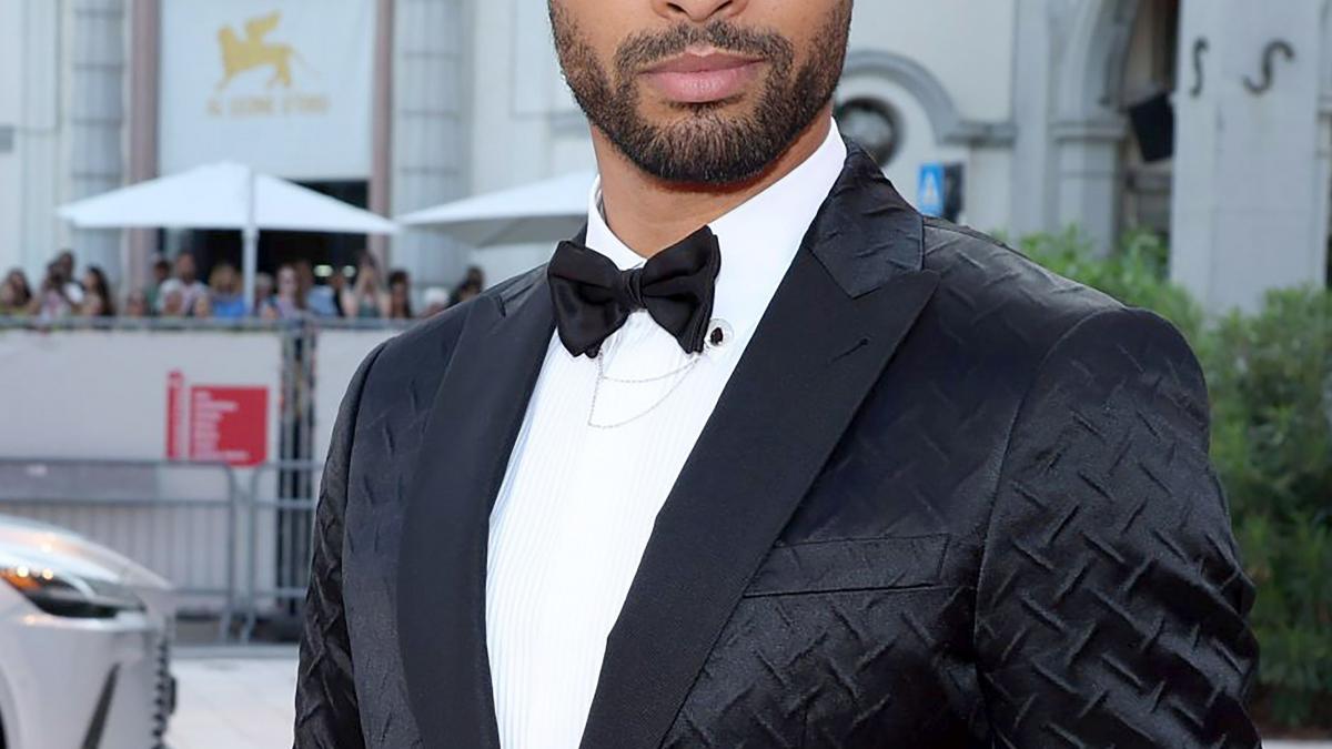 cel mai frumos barbat din lume rege jean page