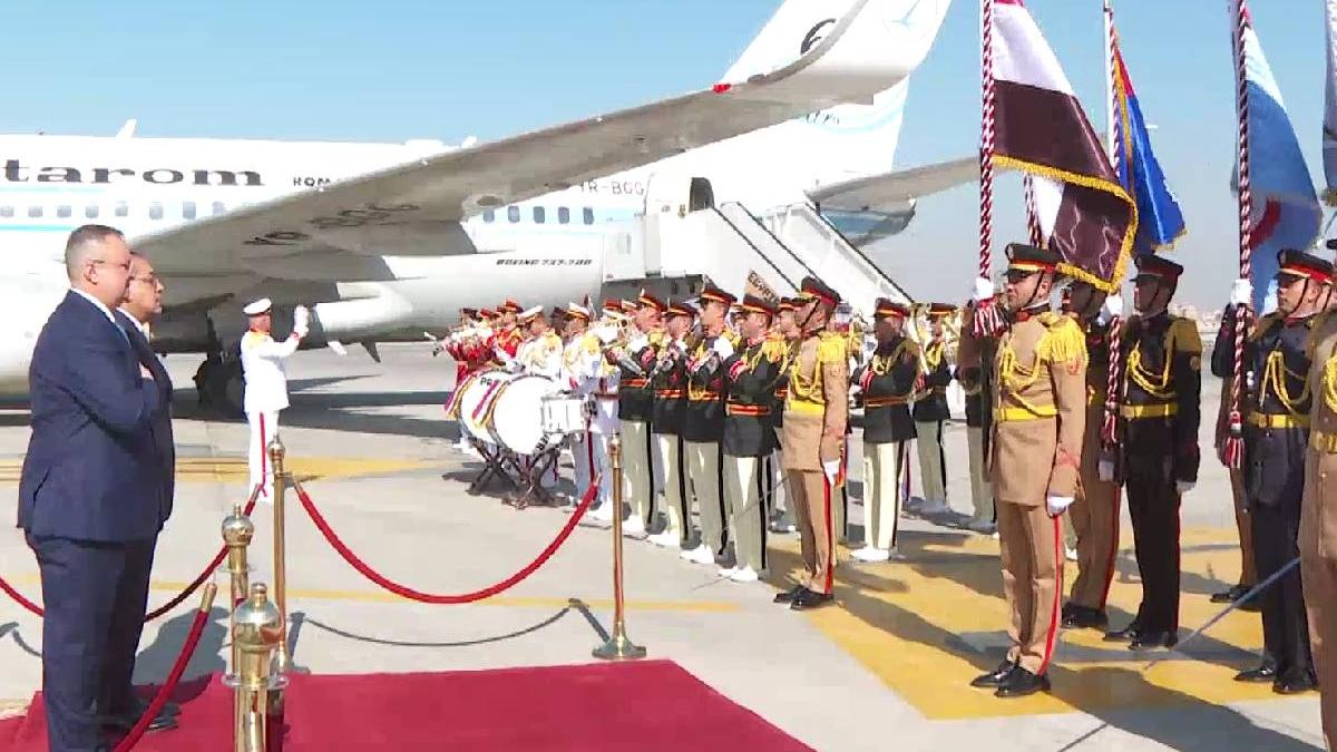 nicolae ciuca primit cu onoruri militare egipt