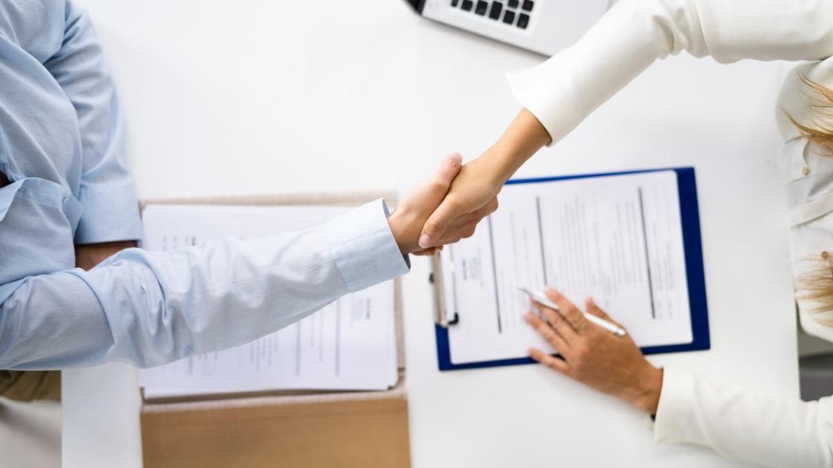 cele mai cautate locuri de munca romania sofer inginer asistent medical salarii