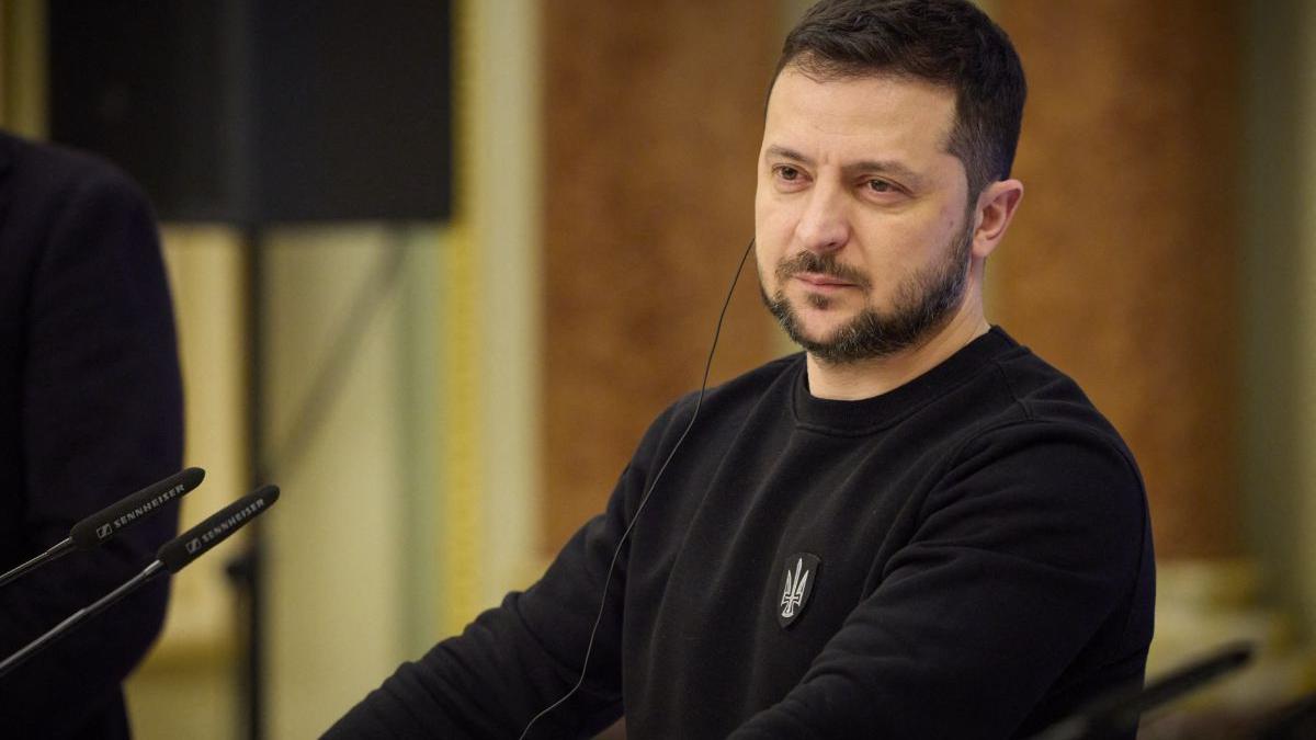 infrangere zelenski sanremo 2023 oficial rus festival rap