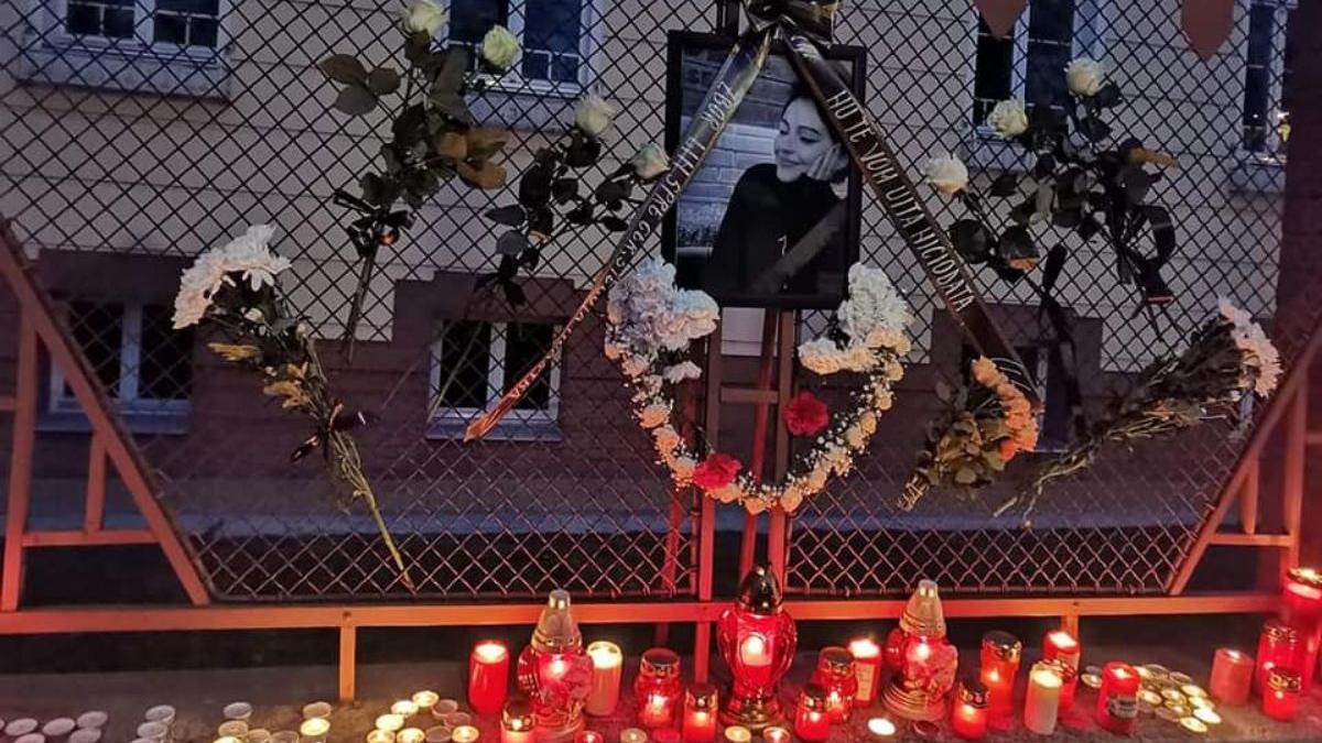 altar lumanari lacrimi eleva bistrita 17 ani