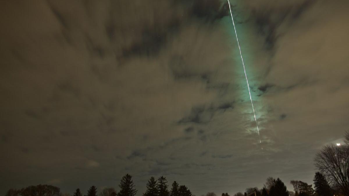 stea cazatoarea cer paris franta