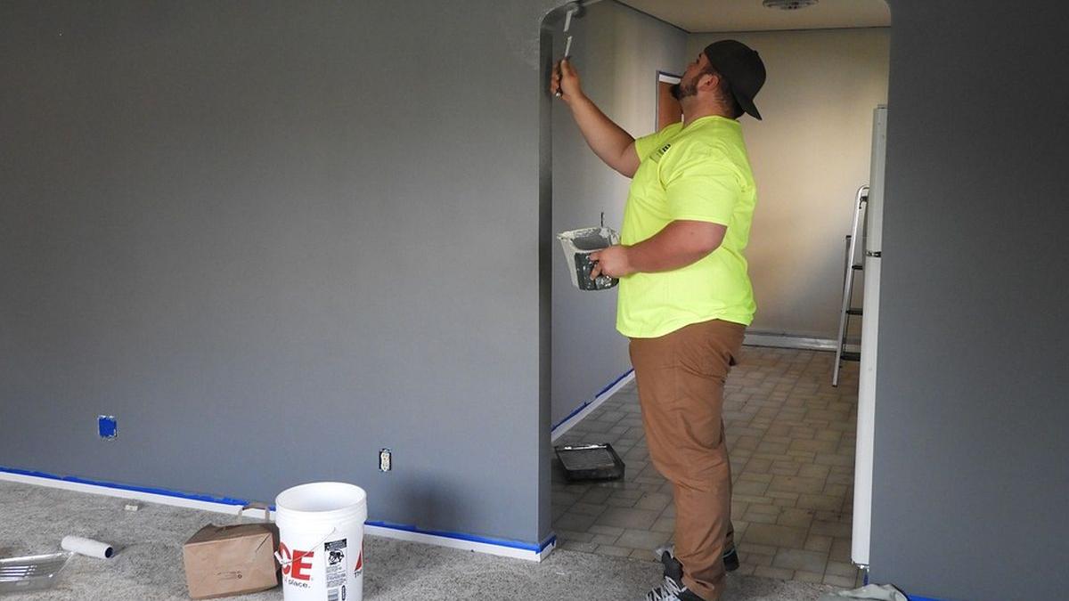 cat costa 2023 renovare apartament gresie faianta