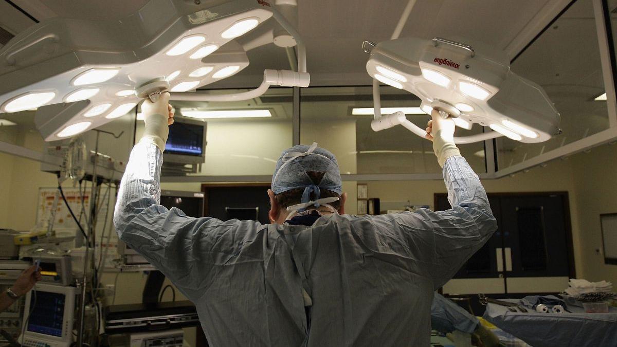 stenturi morti montate pacienti romani vii