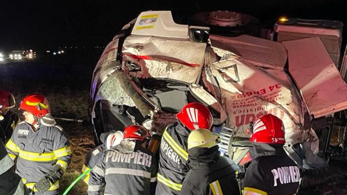 tir rasturnat lichid polimeric predeal sofer mort