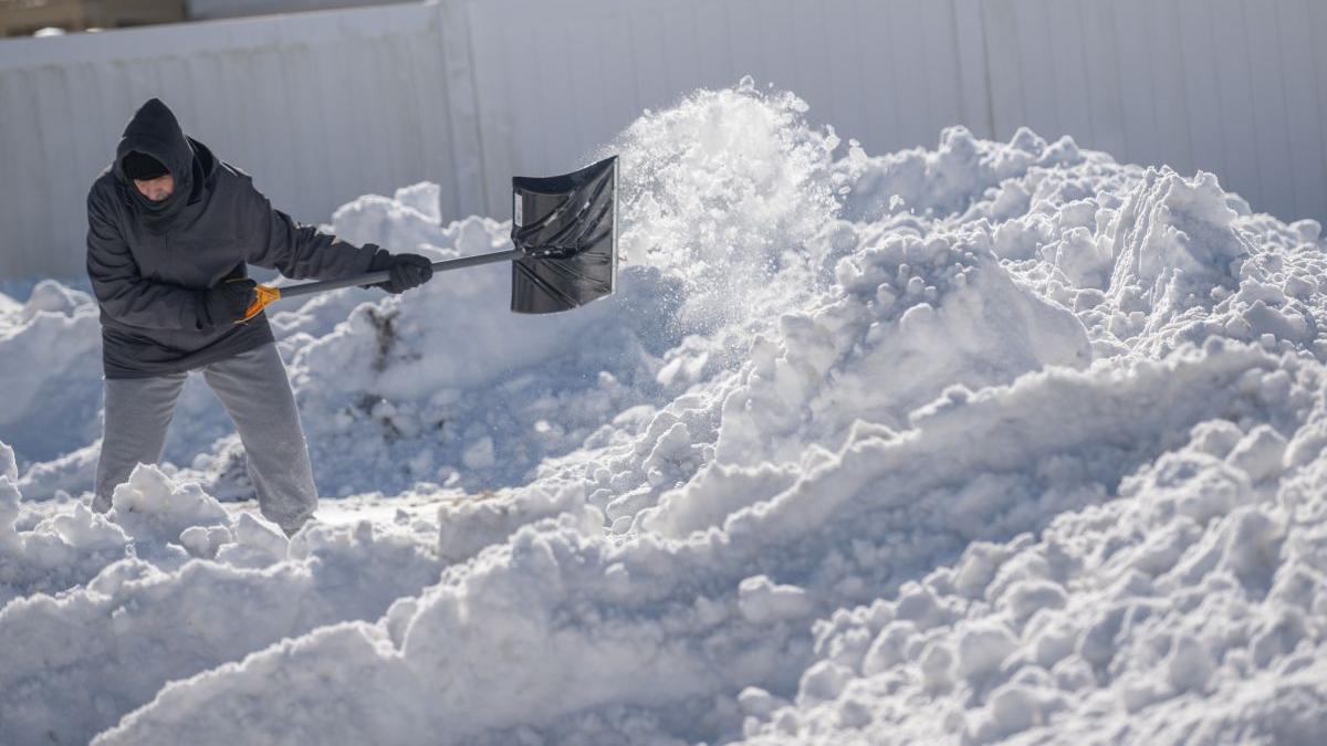 cod portocaliu cod galben ninsori viscol romania meteorologi diana giurgiu