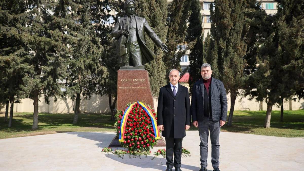 marcel ciolacu flori monument geroge enescu baku
