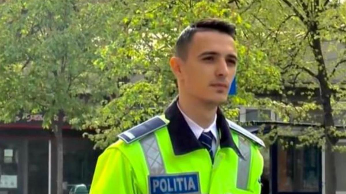 robert popa politist mehedinti poze uniforma