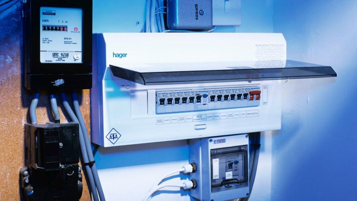 clienti hidroelectrica facturi restante 2022