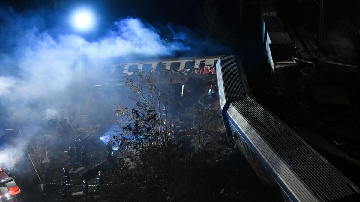 ministru transporturi grecia demisia tragedia feroviara zeci de morti