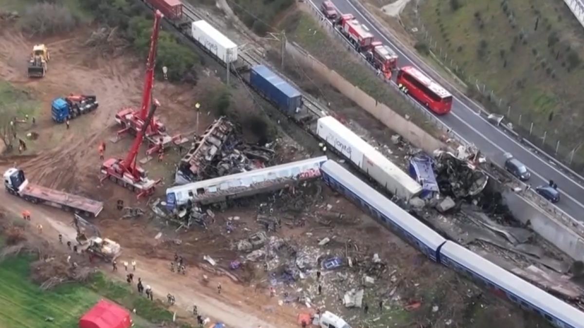 pasager roman disparut tren grecia