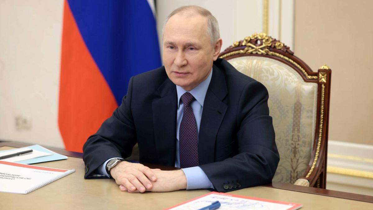 vladimir putin anulat program oficial incidente briansk teroristi civili copii au deschis focul