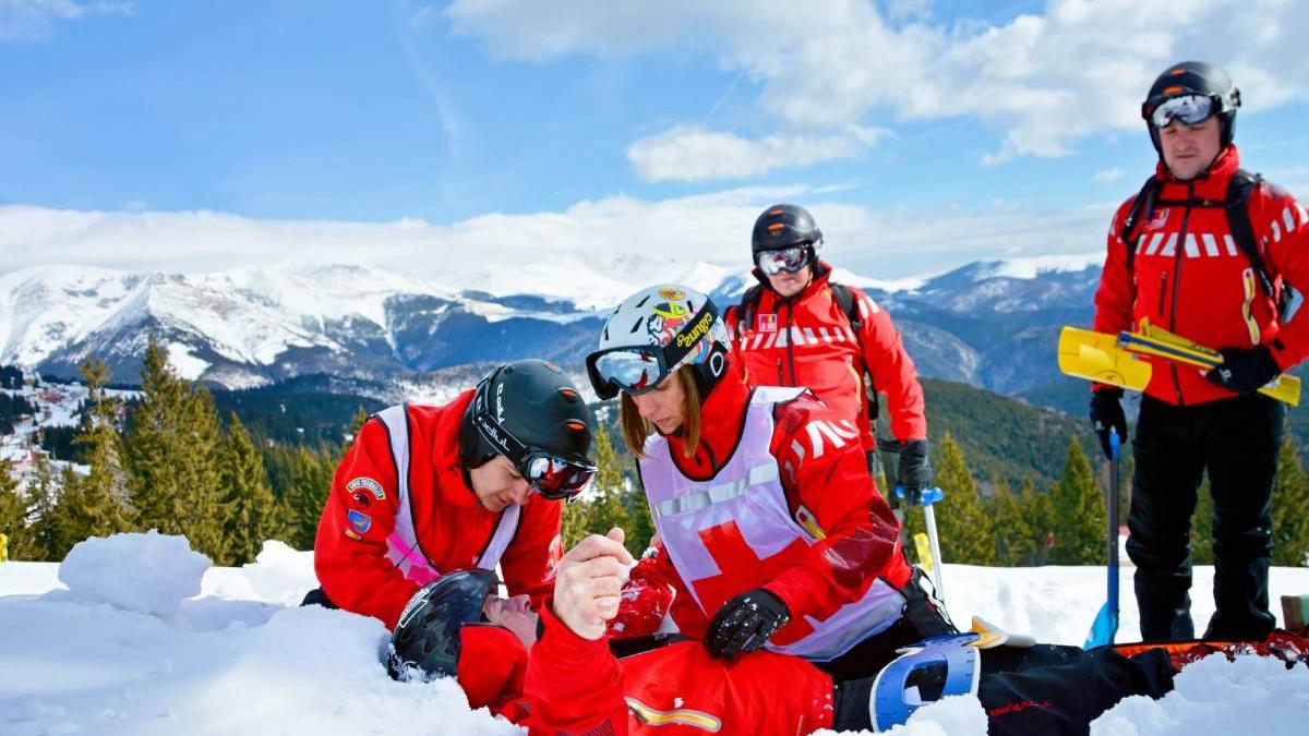 apeluri 112 oameni salvati de pe munte