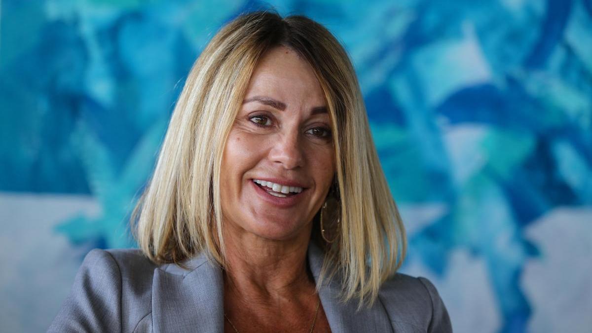 nadia comaneci victima escrocilor ce a patit marea gimnasta