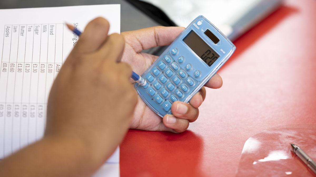 categorie plafonare energie electrica gaze