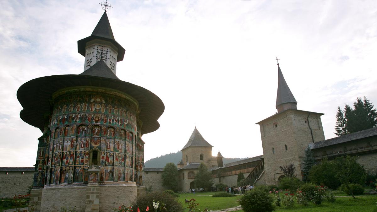 bucovina circuit turistic de lux avioane private
