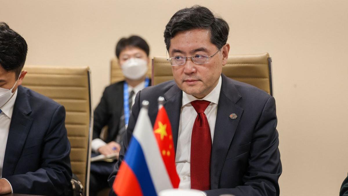 china scuza perfecta pentru a livra arme rusiei si sua vand in taiwan