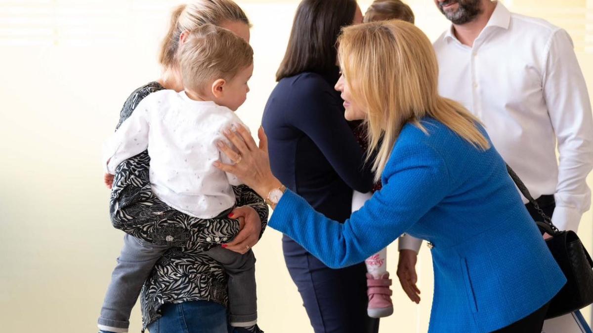 gabriela firea anunt ajutor 15 000 lei fertilizare in vitro