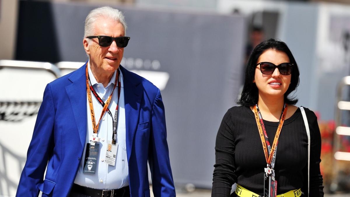 romanca maritata miliardar ferrari cum l a cunoscut piero romina gingasu