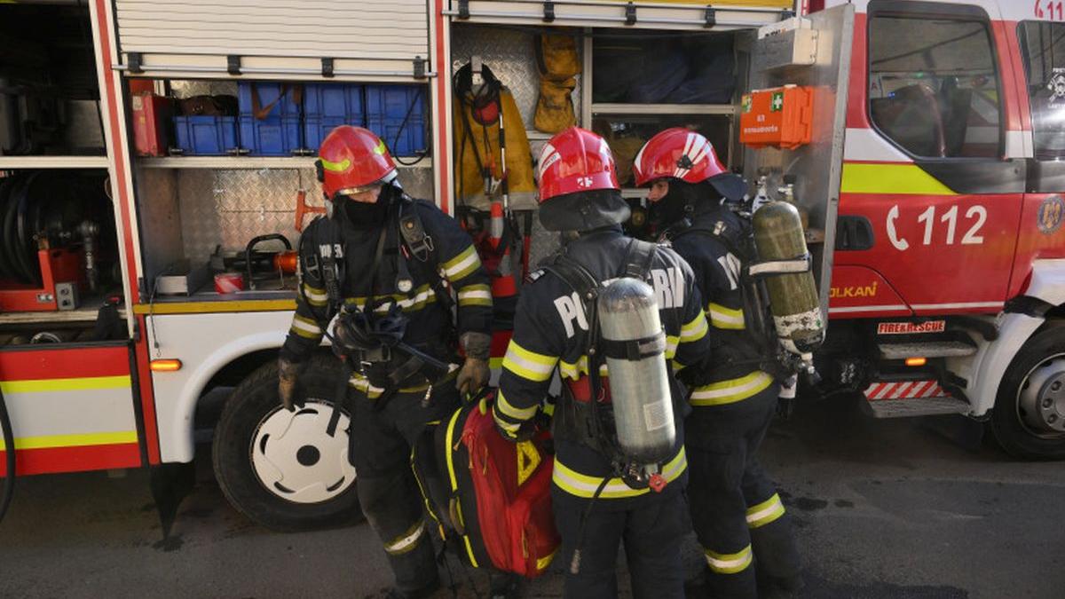 incendiu scoala 30 constanta