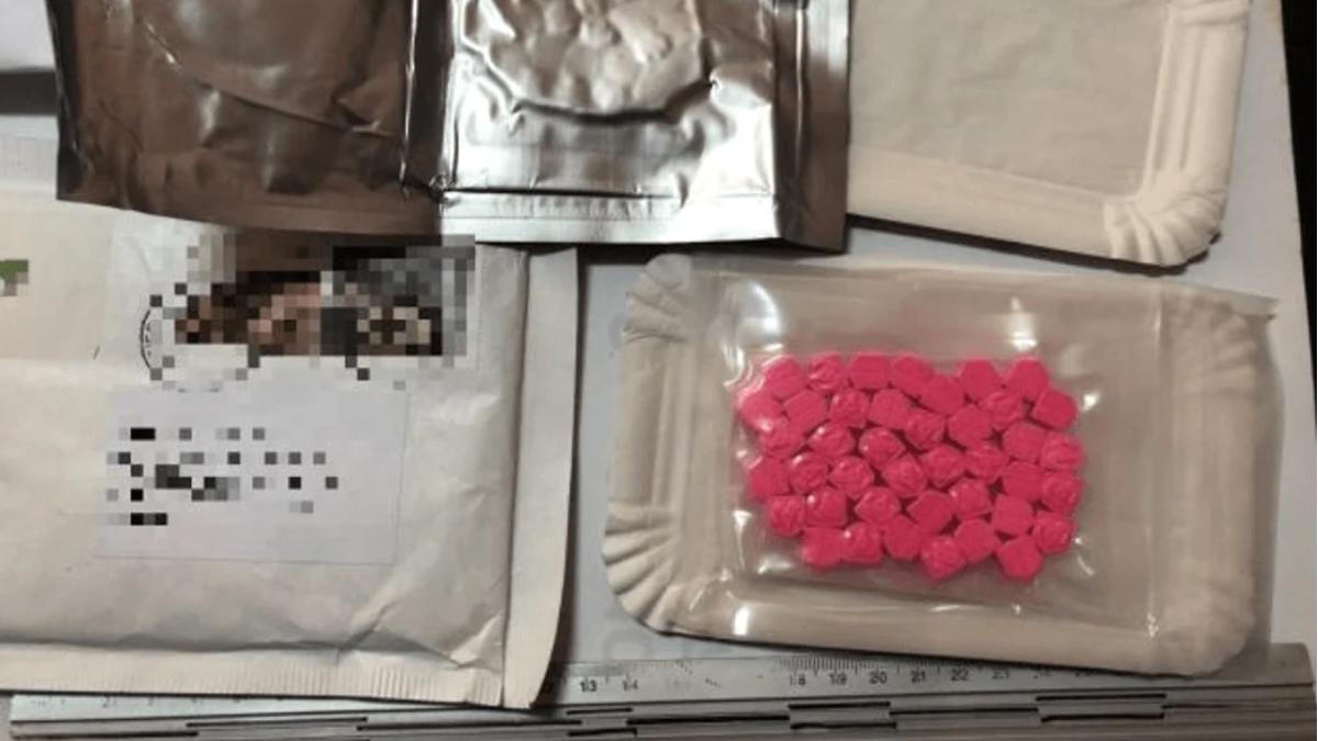 tanar neamt 11 kilograme stupefiante luat microbuz troler nerevendicat