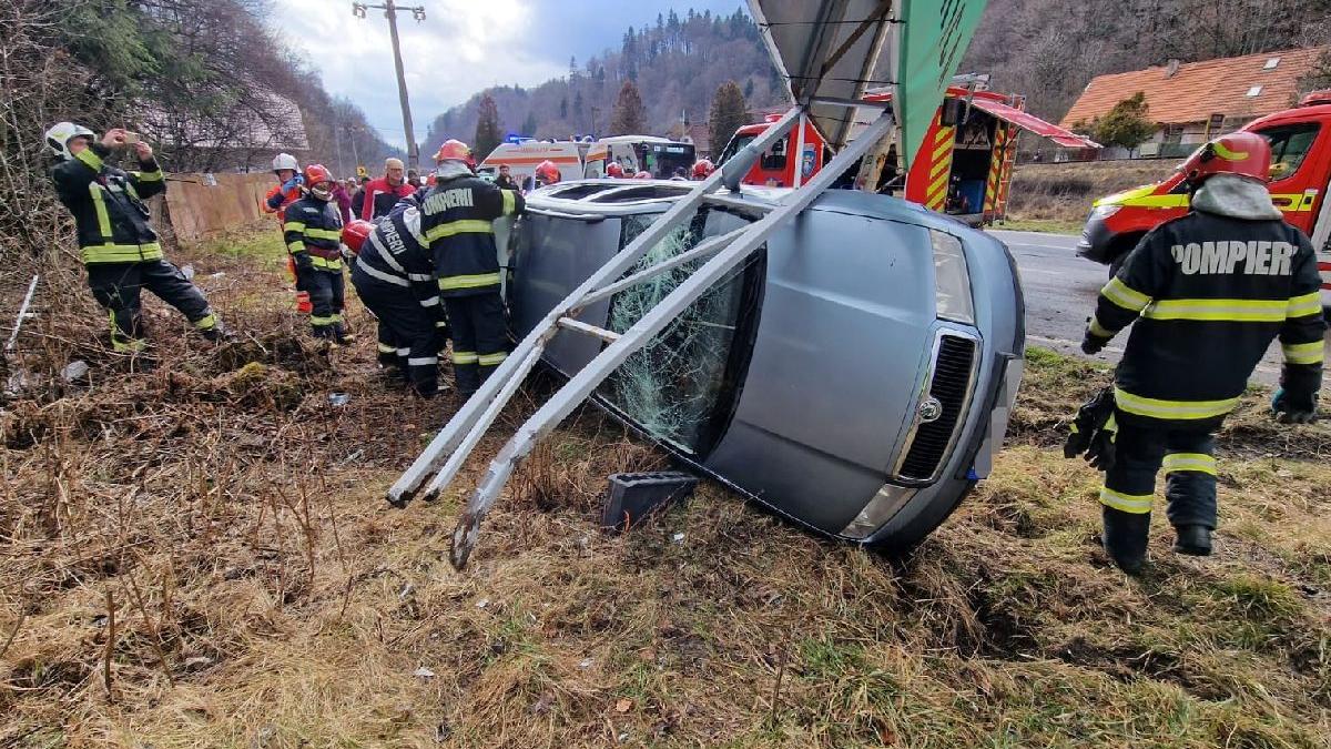 accident grav dn1 brasov masina rasturnat persoana incarcerata