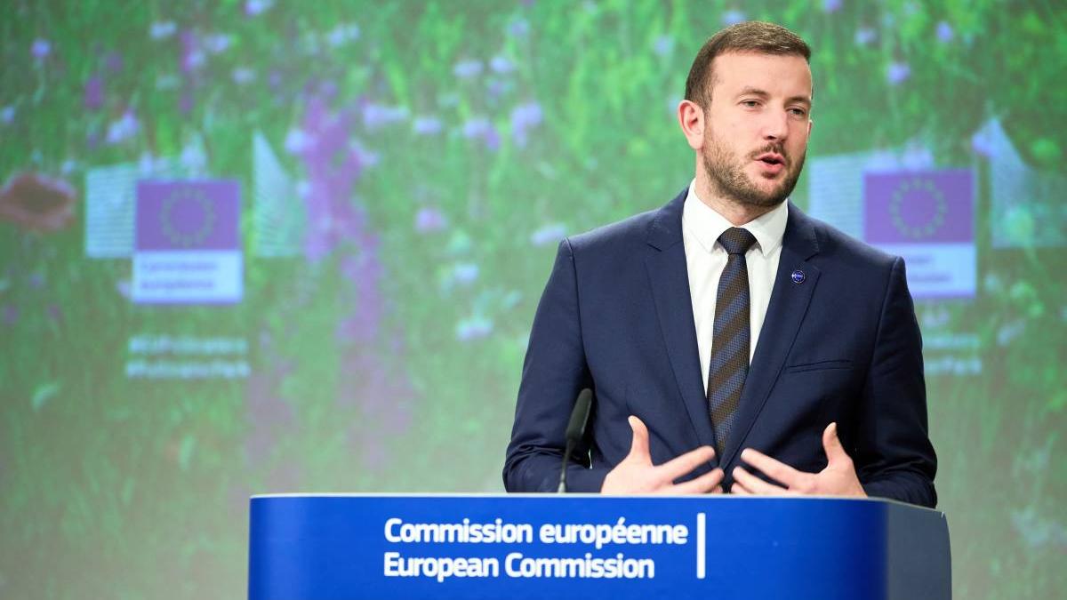 Comisarul european pentru Mediu: "În funcție de dovezi, vom acționa pe Canalul Bâstroe"