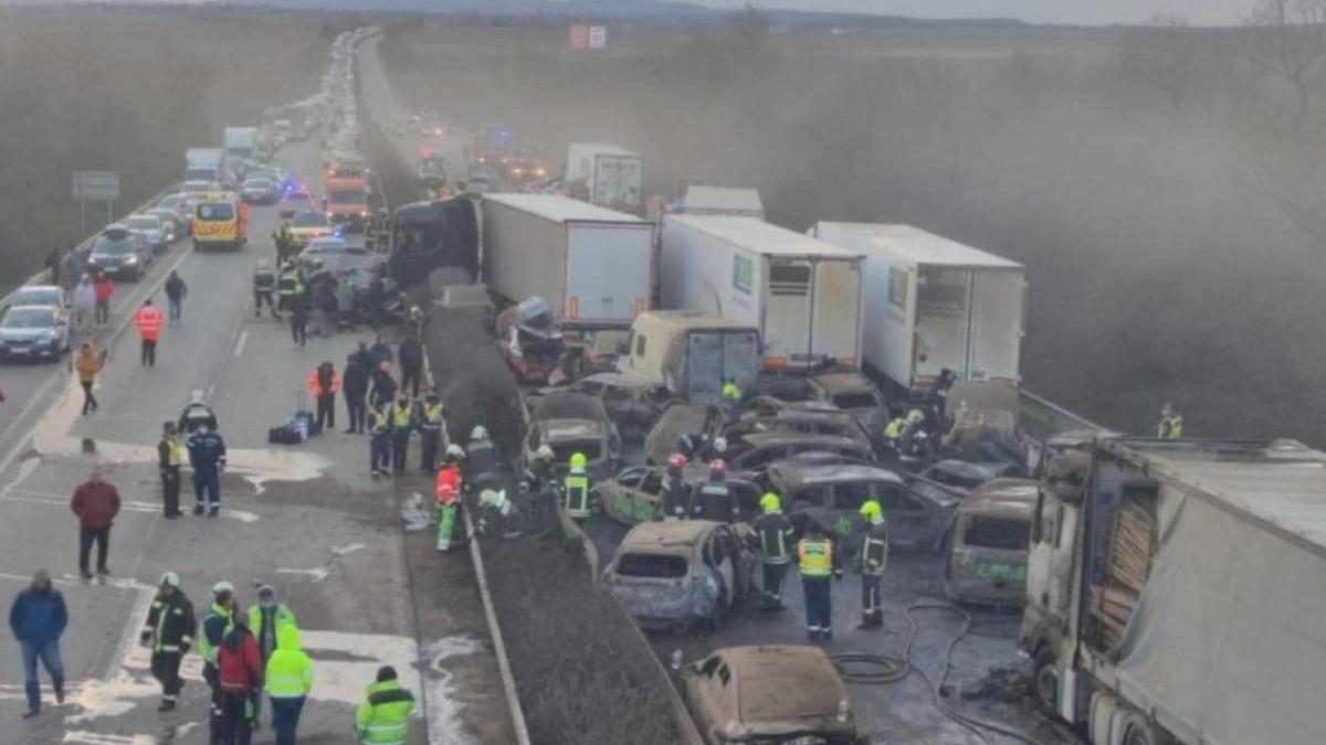 mae alti doi cetateni romani implicati accident ungaria