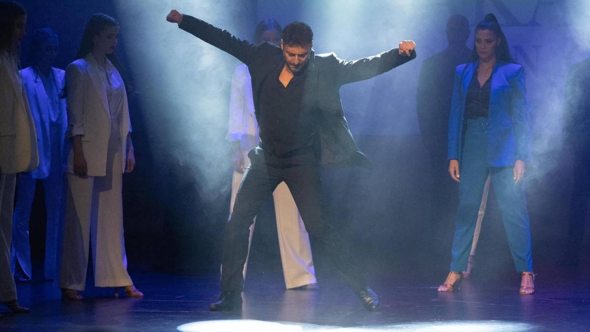 poveste celebru dansator grec christos shakalis romania