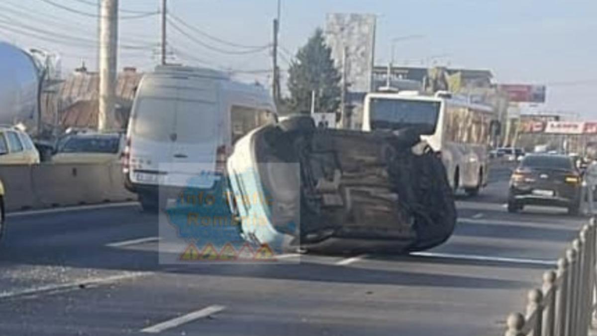 autoturism rasturnat accident rutier otopeni trafic ingreunat