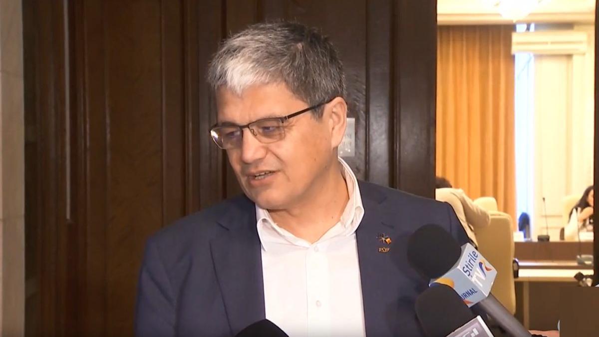 vouchere educationale 15000 copii intarziere marcel bolos