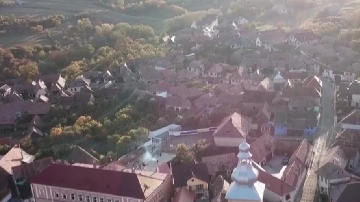 comuna romania cea mai atractiva zona turistica